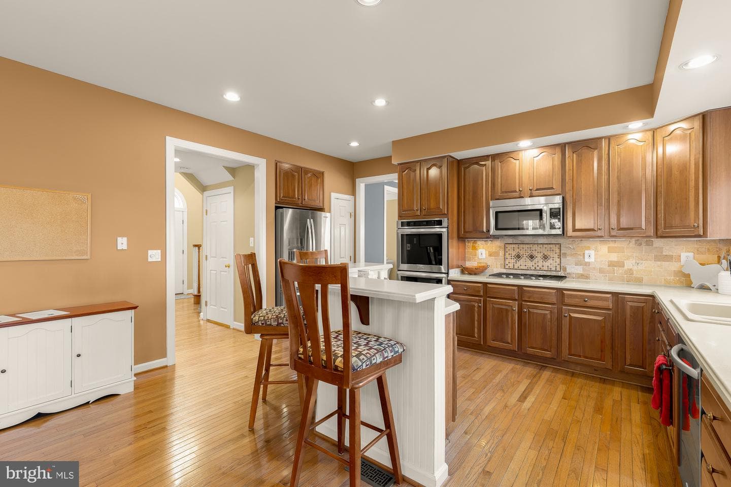 21523 Fox Field Circle photo 3