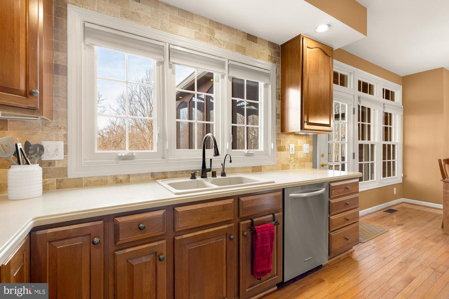 21523 Fox Field Circle photo 6