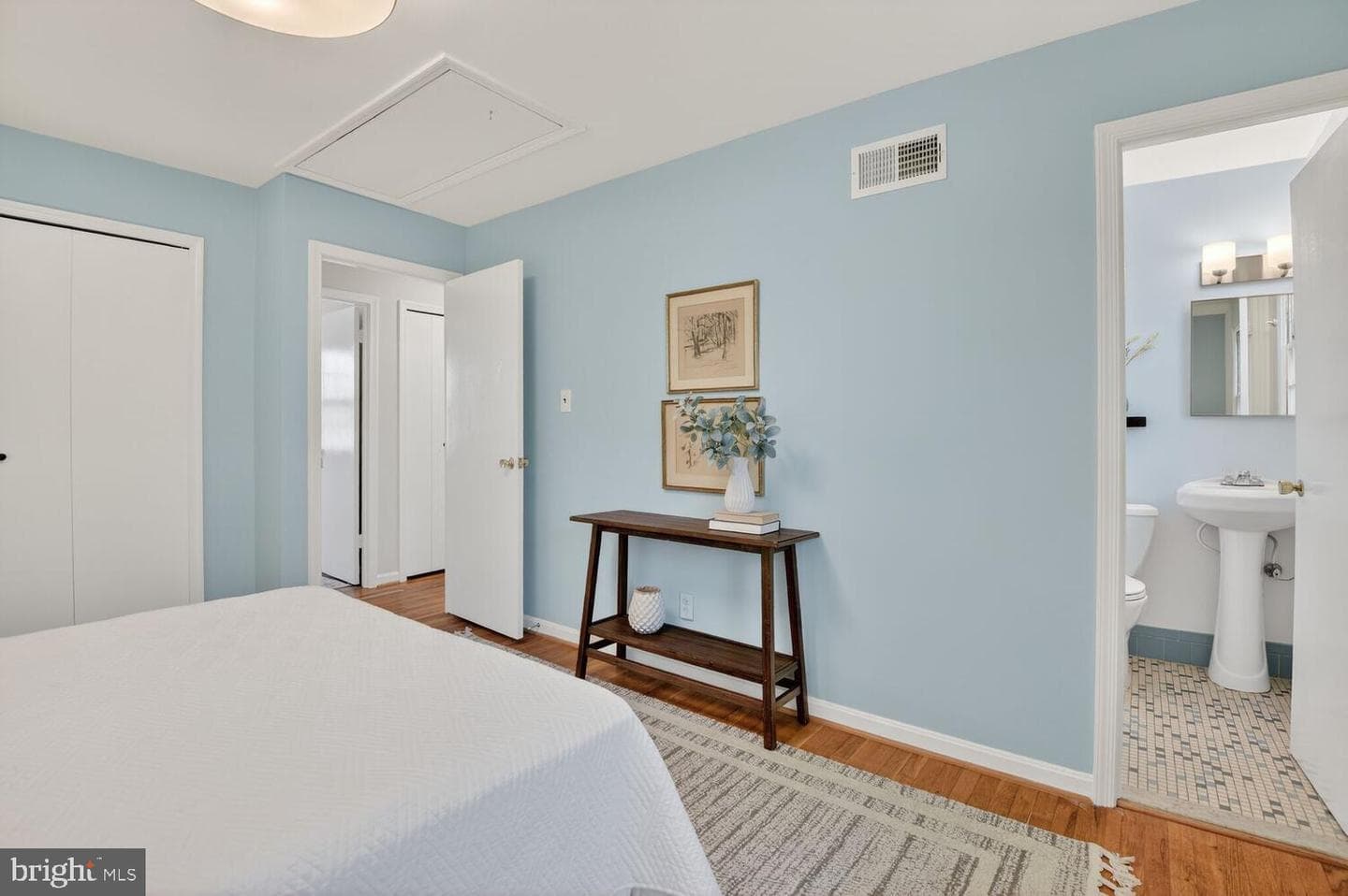 7 Greenlane Court photo 35