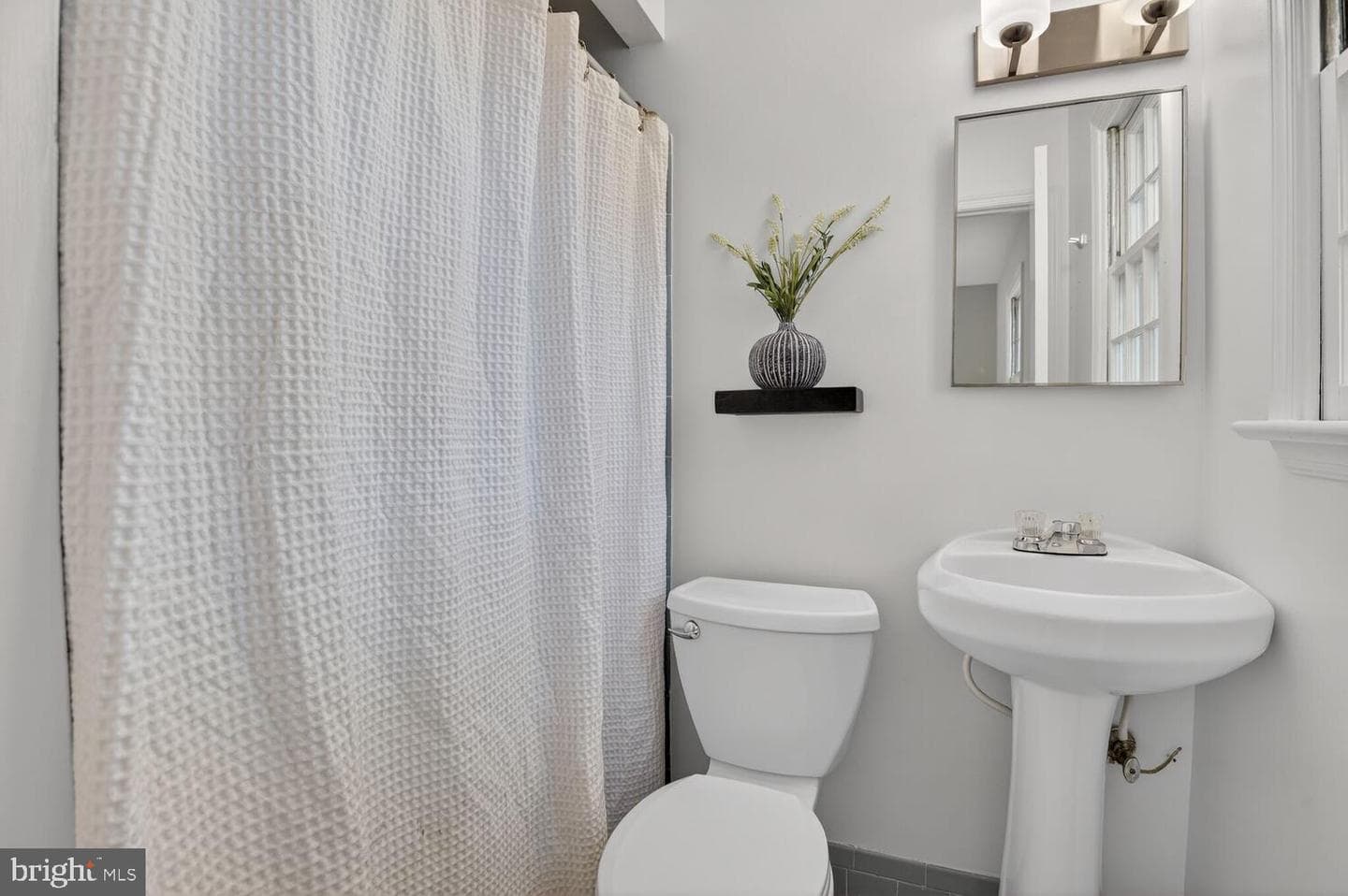 7 Greenlane Court photo 36