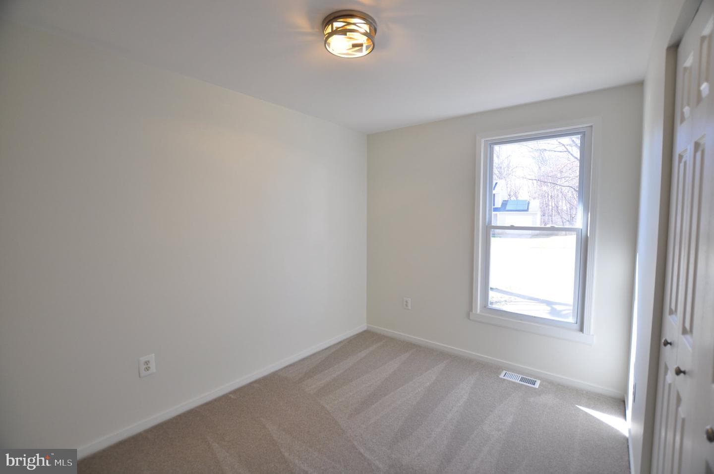 7421 Brenish Drive photo 18