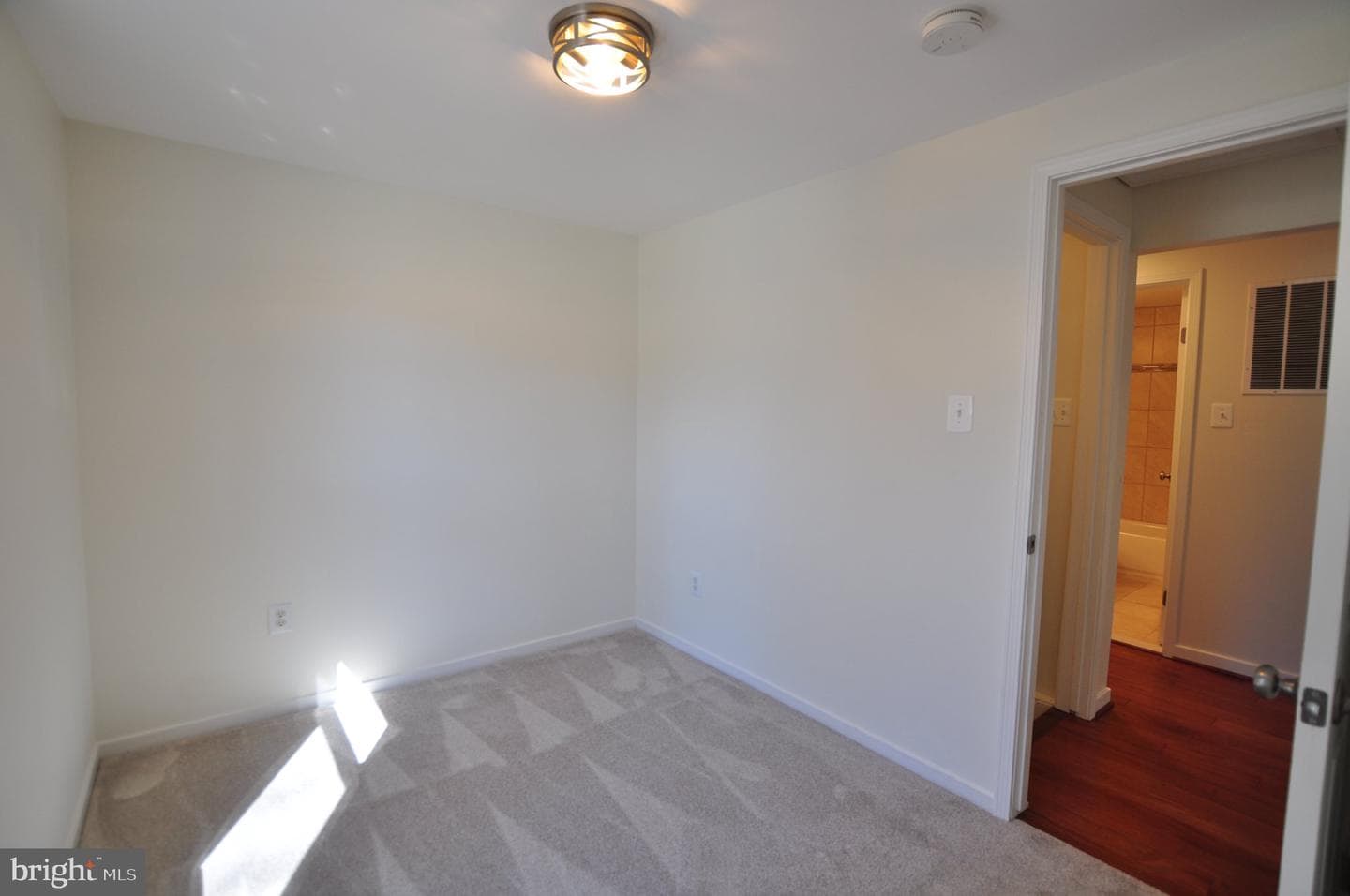 7421 Brenish Drive photo 25