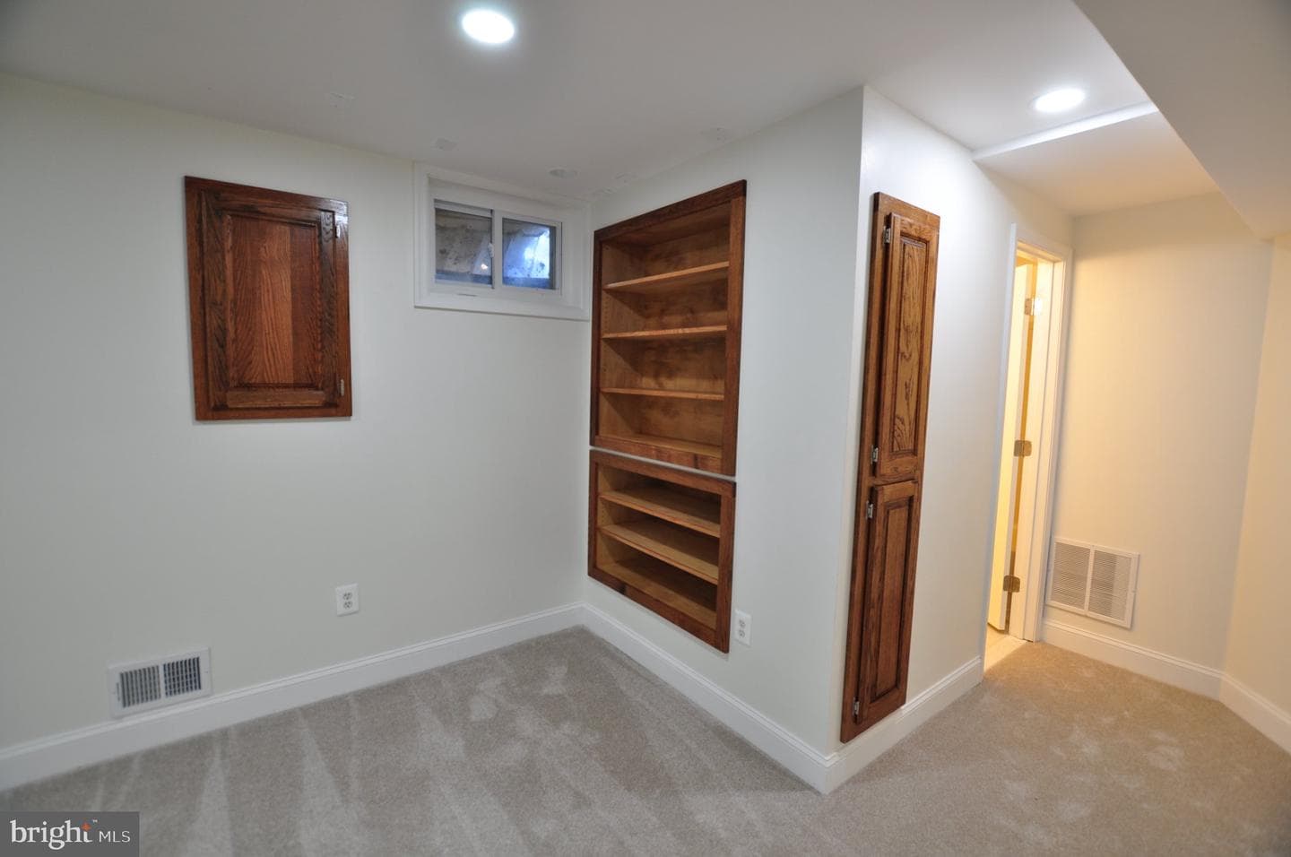 7421 Brenish Drive photo 32