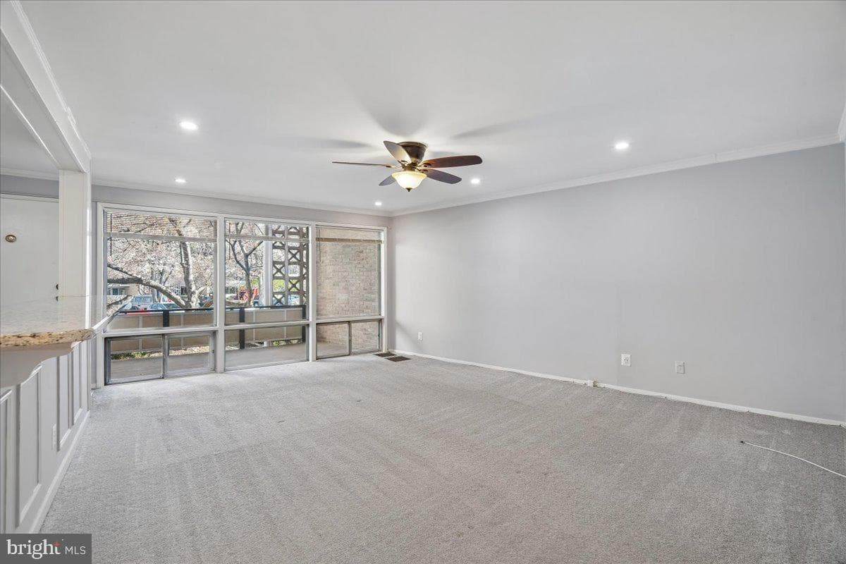 7529 Spring Lake Drive #7529-C1 photo 11
