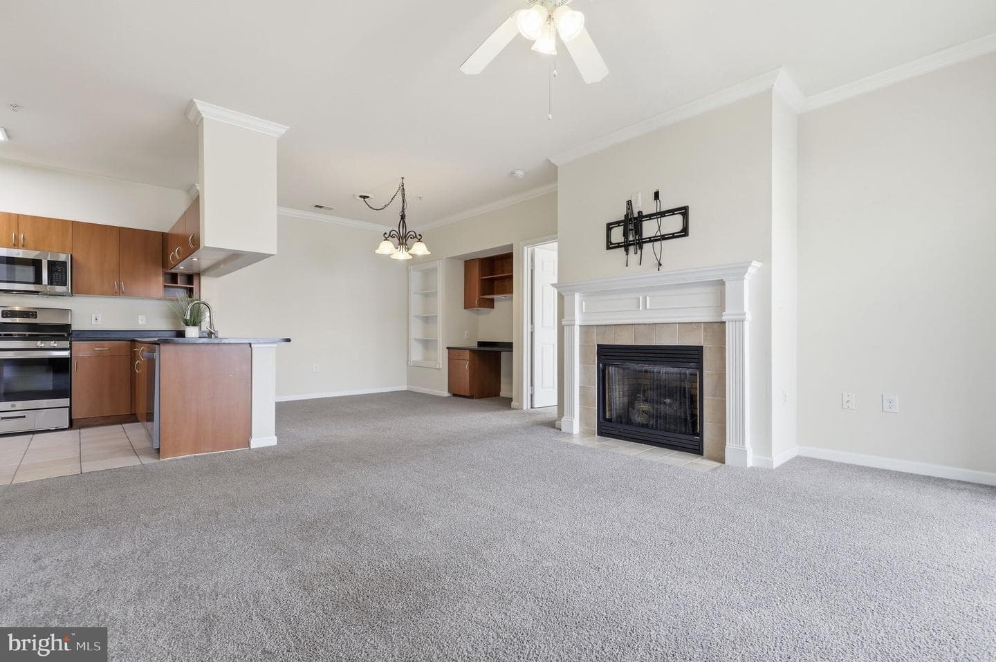 19605 Galway Bay Circle #304 photo 6