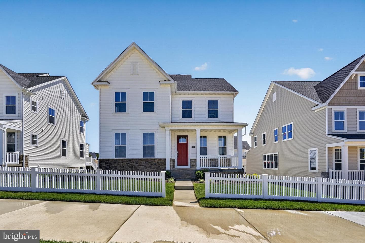 17051 Gathering St, Boyds