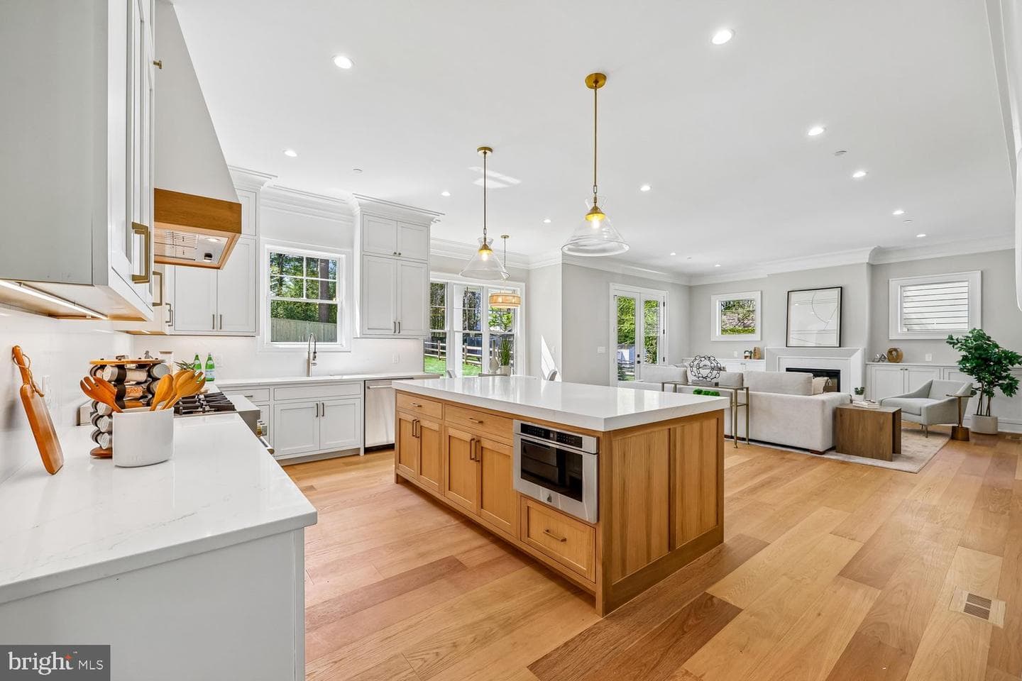 3008 Jennings Road photo 19