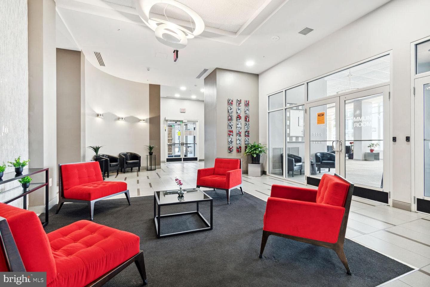930 Wayne Avenue #1302 photo 39