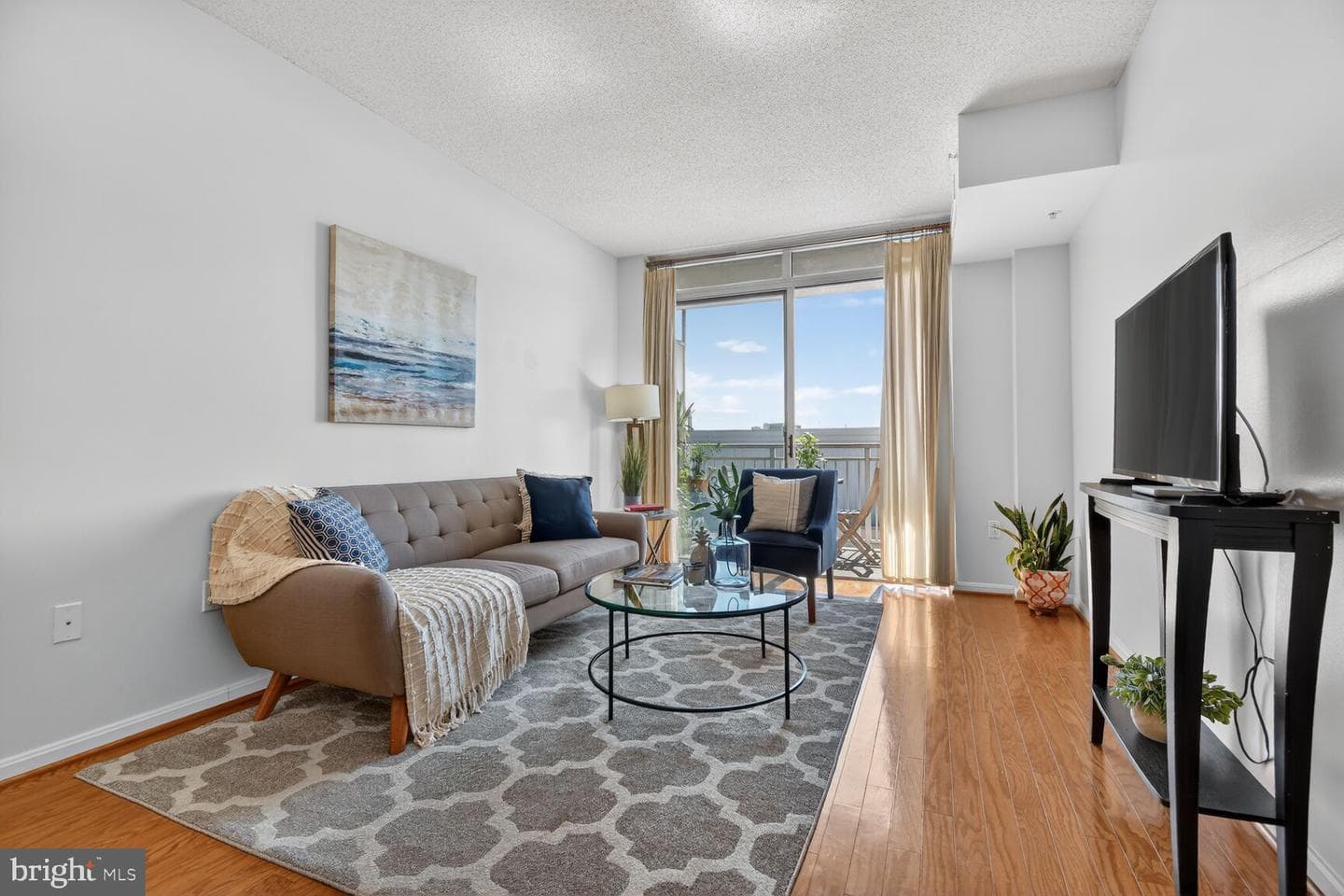 930 Wayne Avenue #1302 photo 7