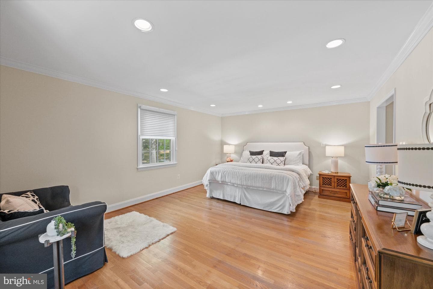10500 Stable Lane photo 17