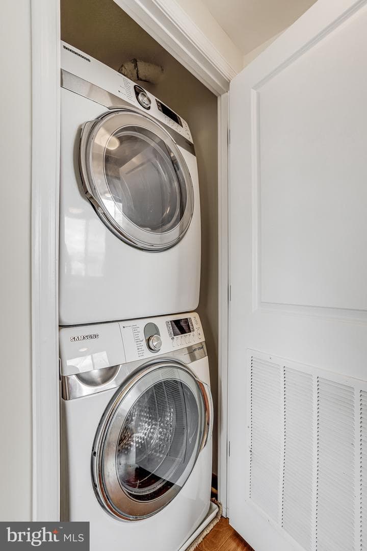 930 Wayne Avenue #1009 photo 22