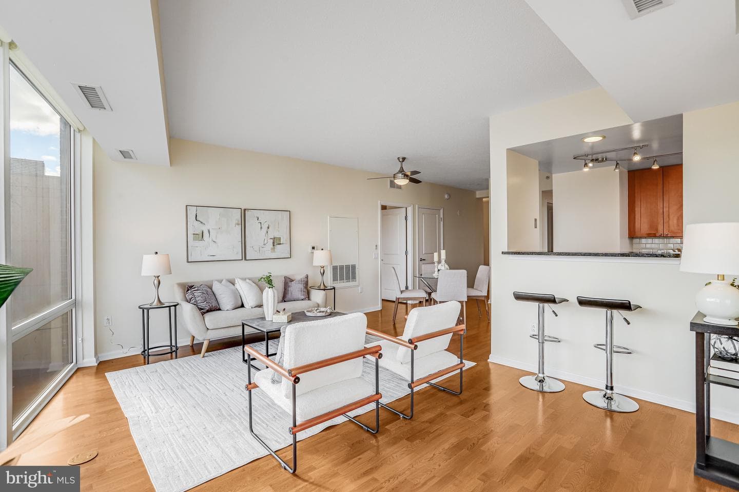 930 Wayne Avenue #1009 photo 8