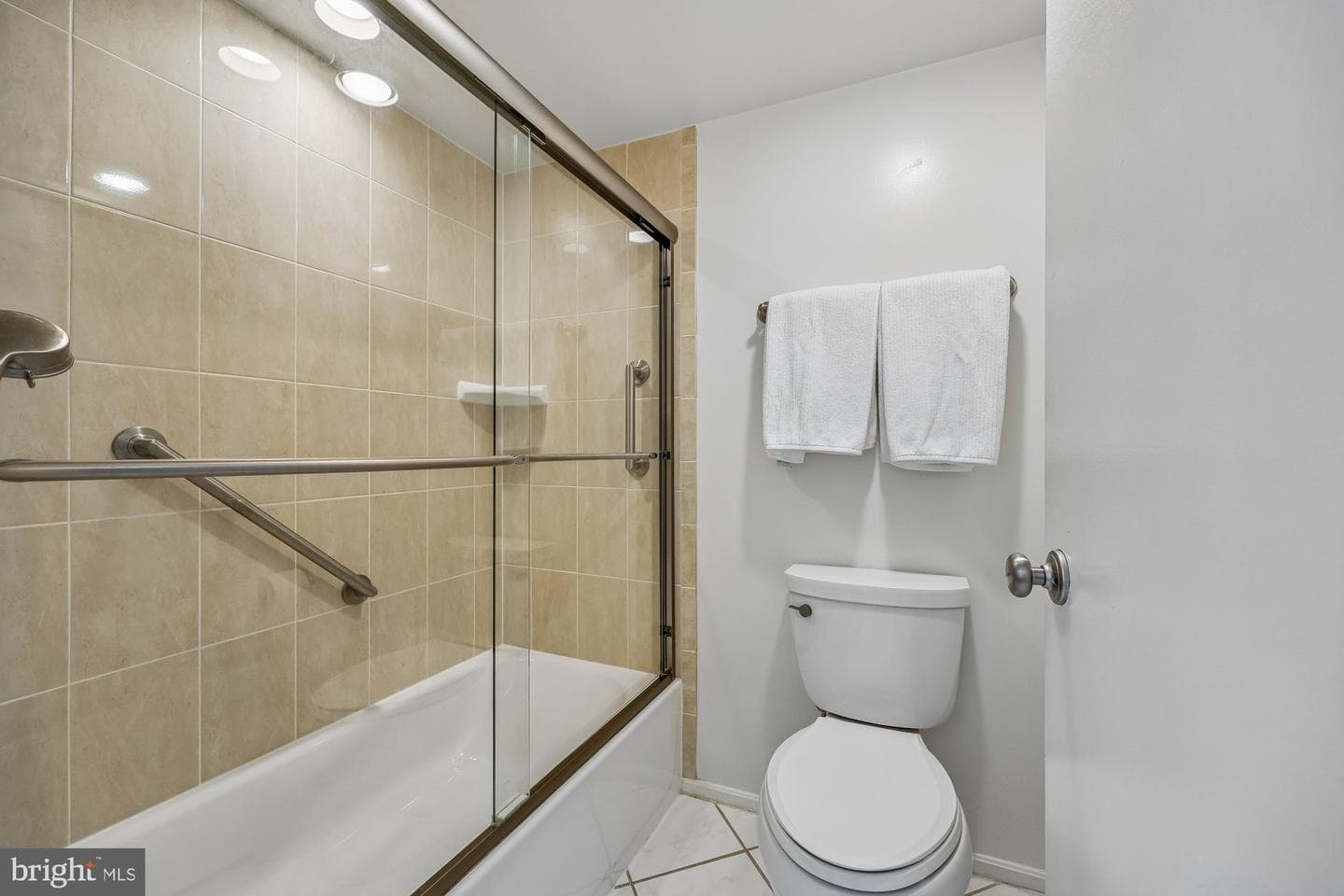 3330 N Leisure World Boulevard #5-807 photo 23