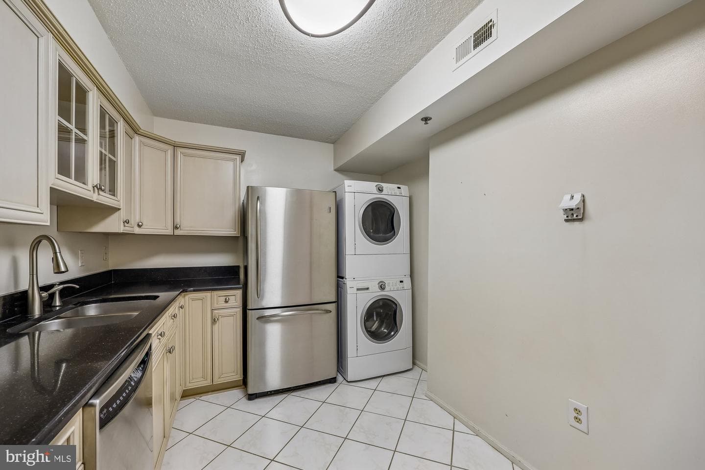3330 N Leisure World Boulevard #5-807 photo 5