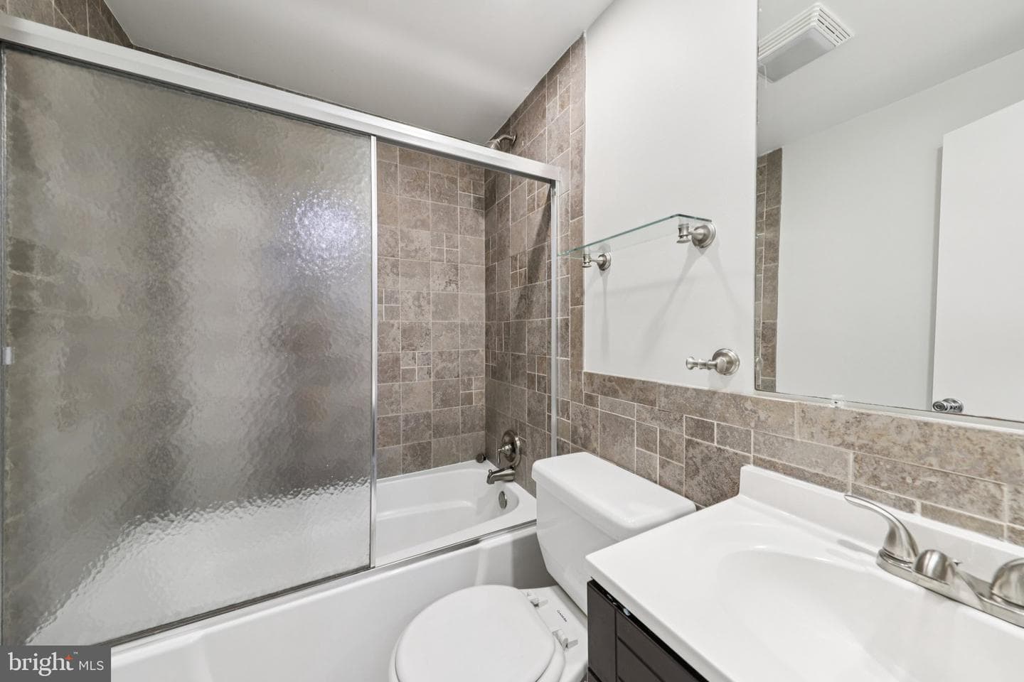 106 Lamont Lane photo 23