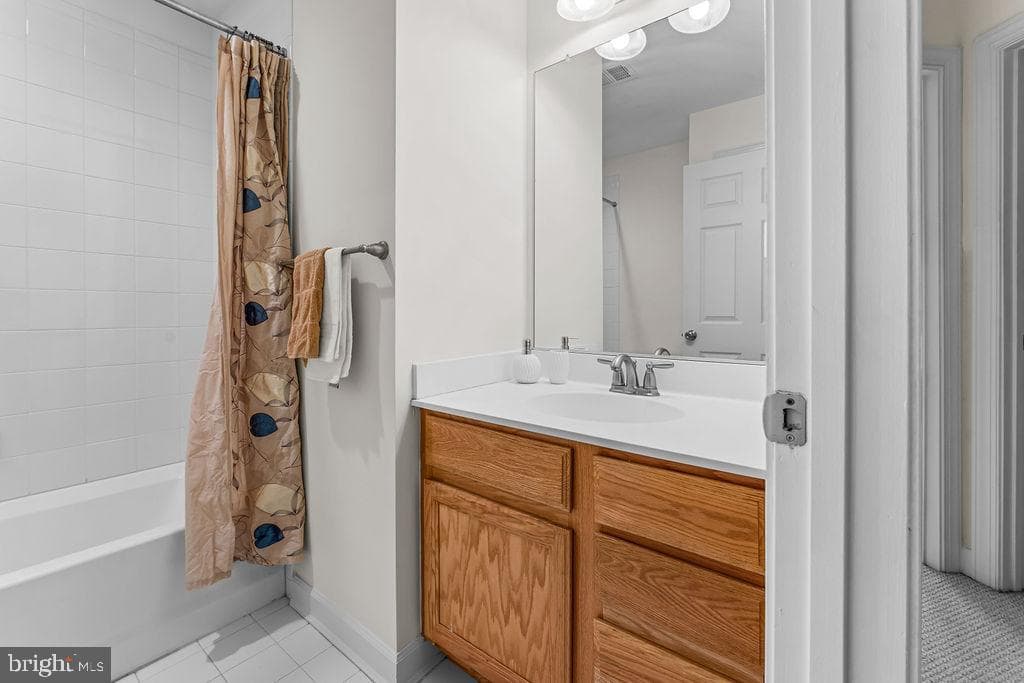 1627 Whitehall Drive photo 23