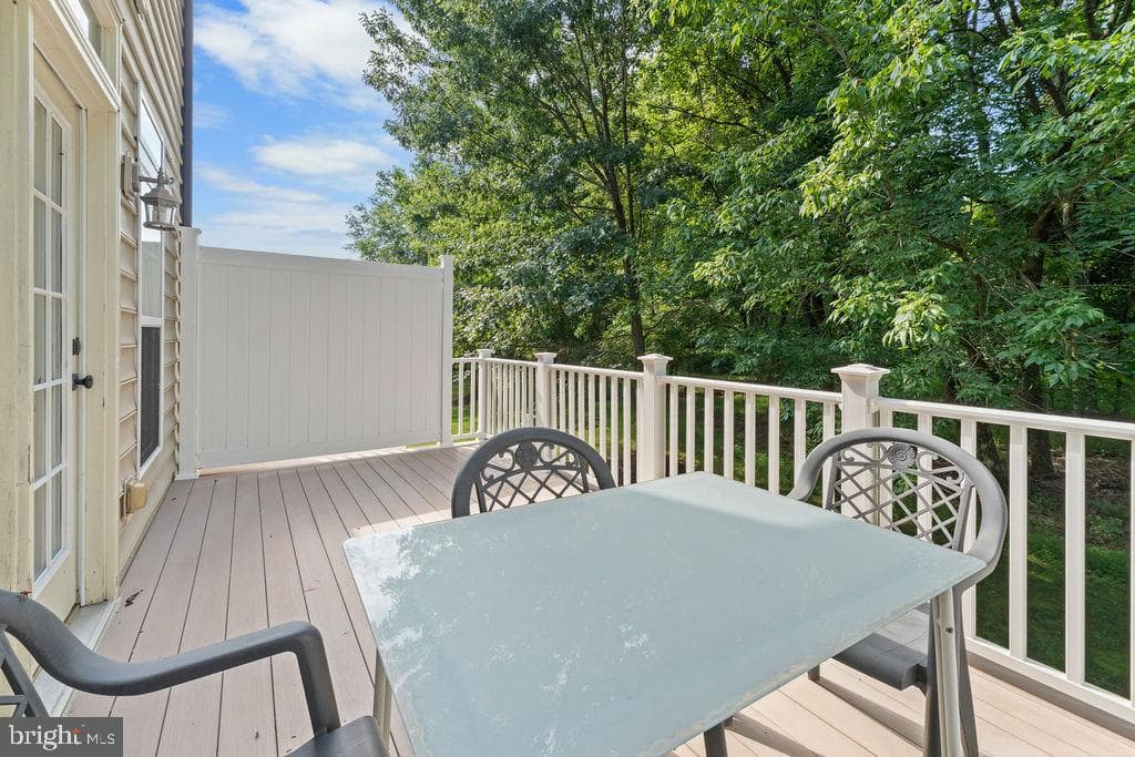 1627 Whitehall Drive photo 31