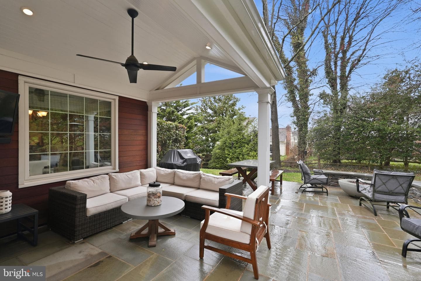 1 Paddock Court photo 10