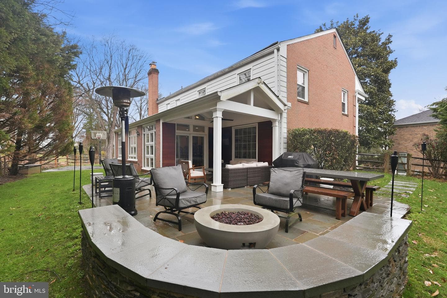 1 Paddock Court photo 32