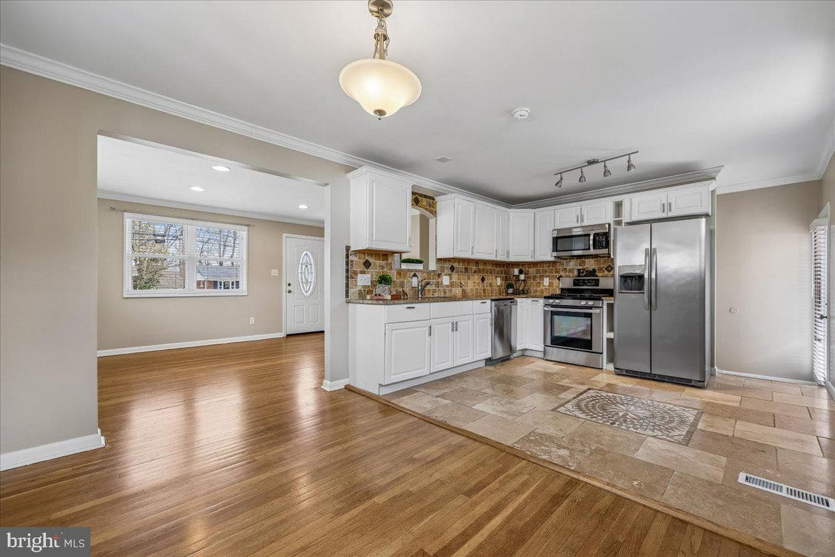 11310 Ashley Drive photo 15