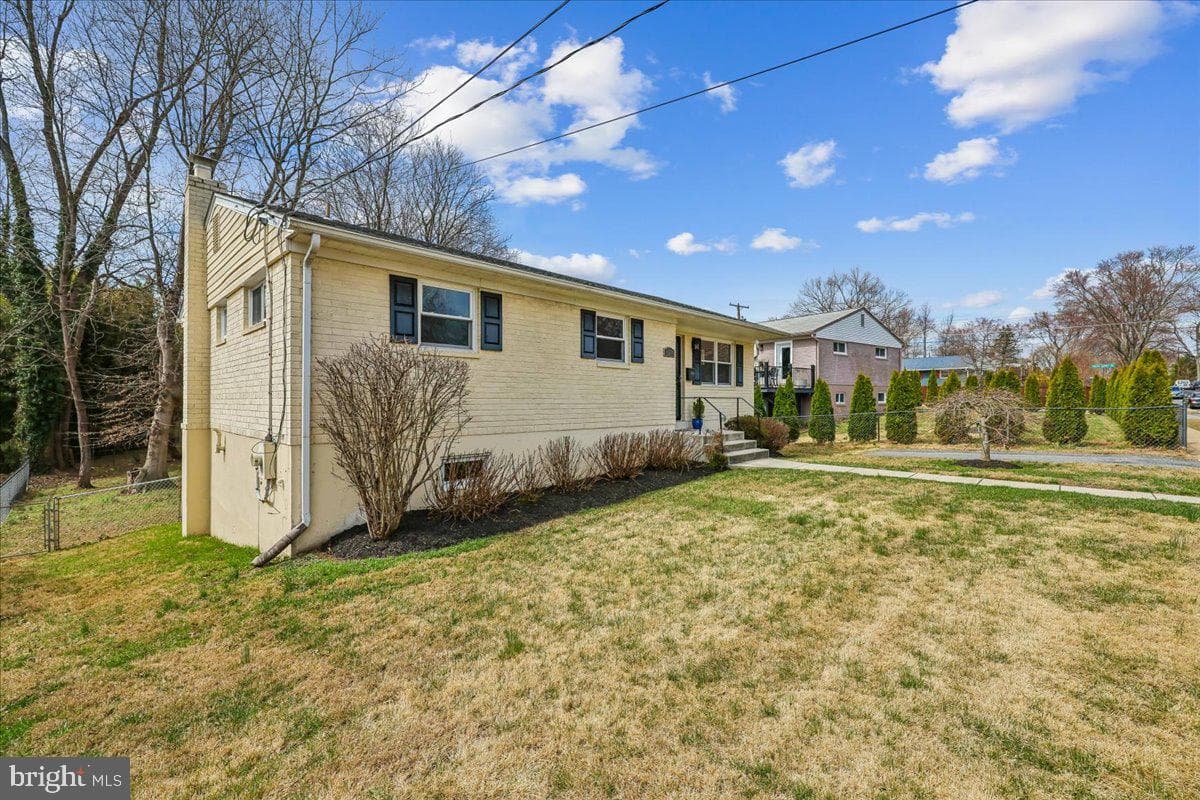 11310 Ashley Drive photo 4