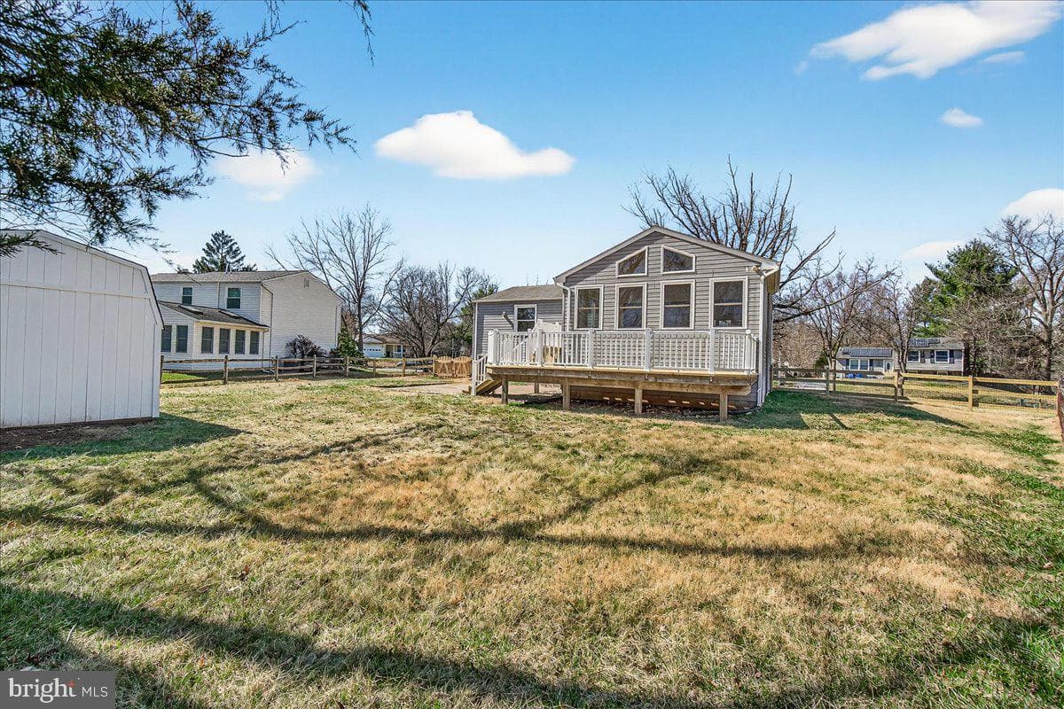 19158 Dowden Circle photo 12