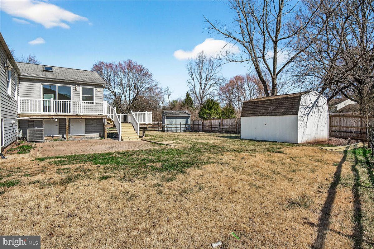19158 Dowden Circle photo 14