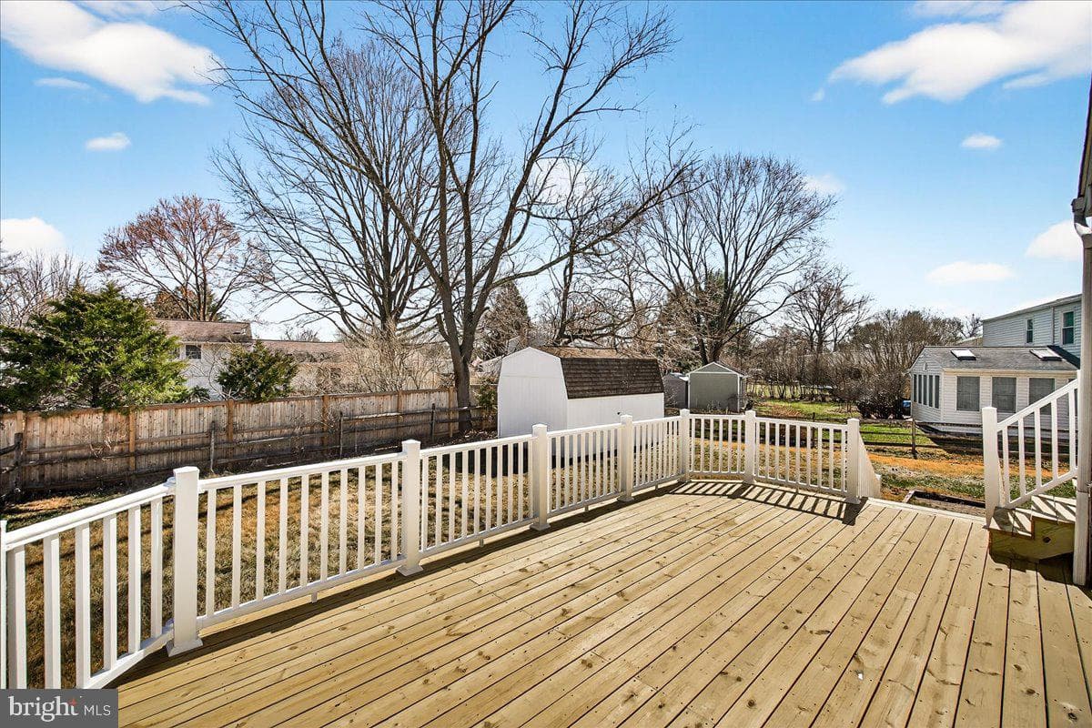 19158 Dowden Circle photo 15