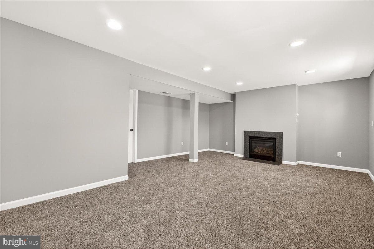 19158 Dowden Circle photo 51