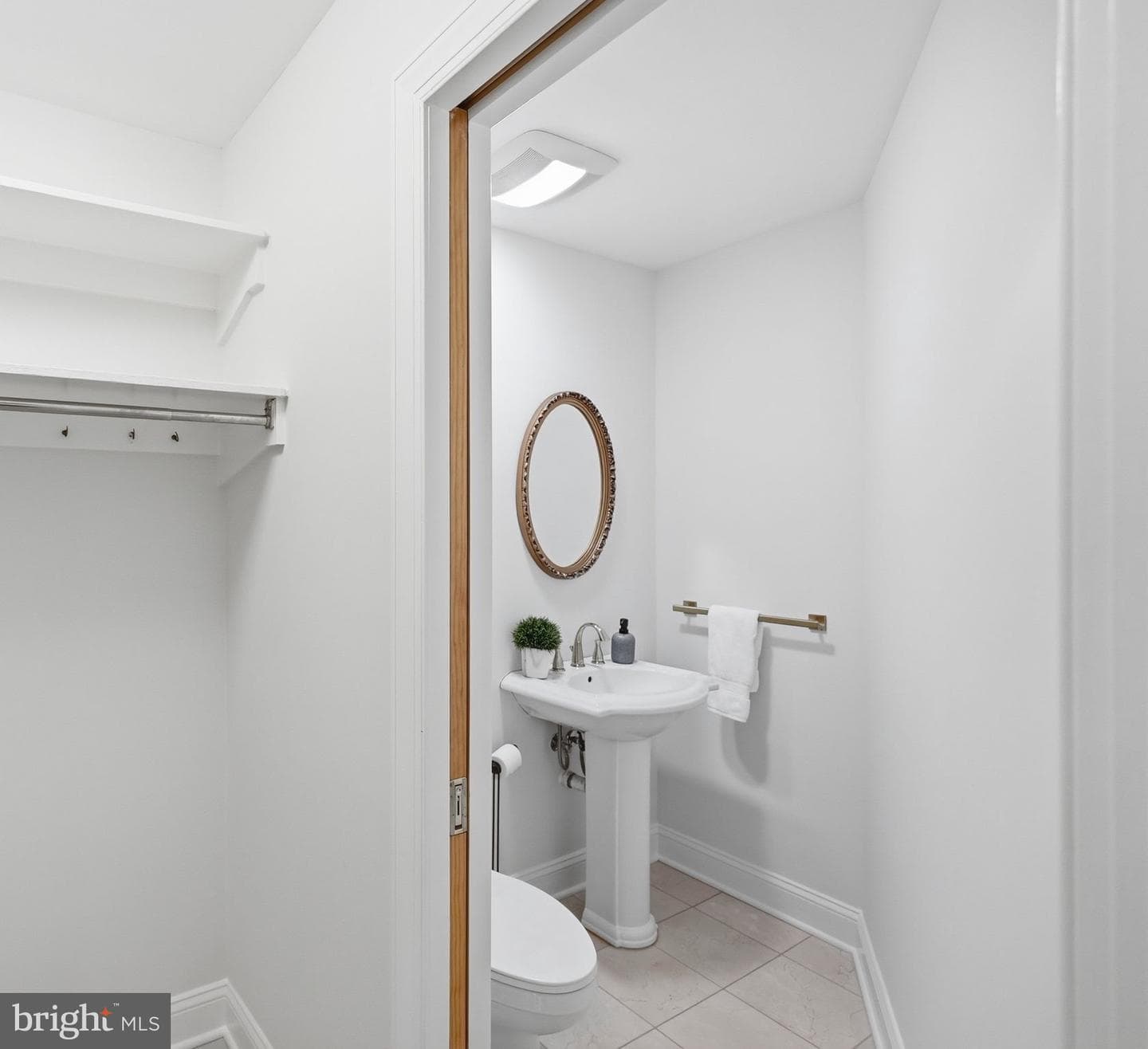 7709 Arrowood Court photo 14