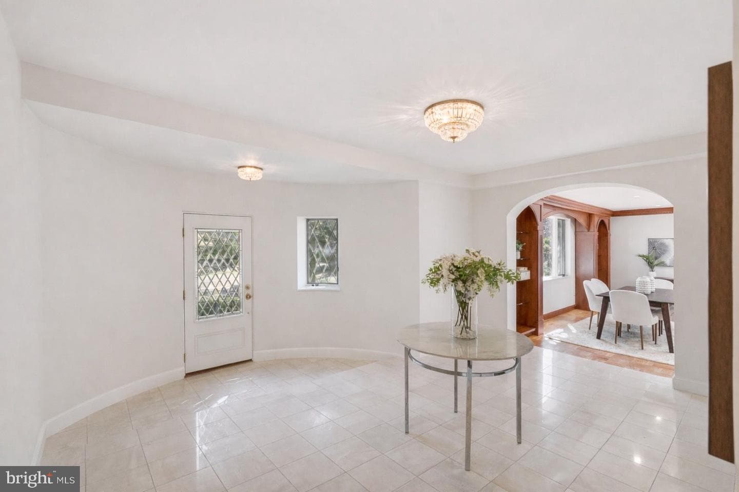 7709 Arrowood Court photo 4