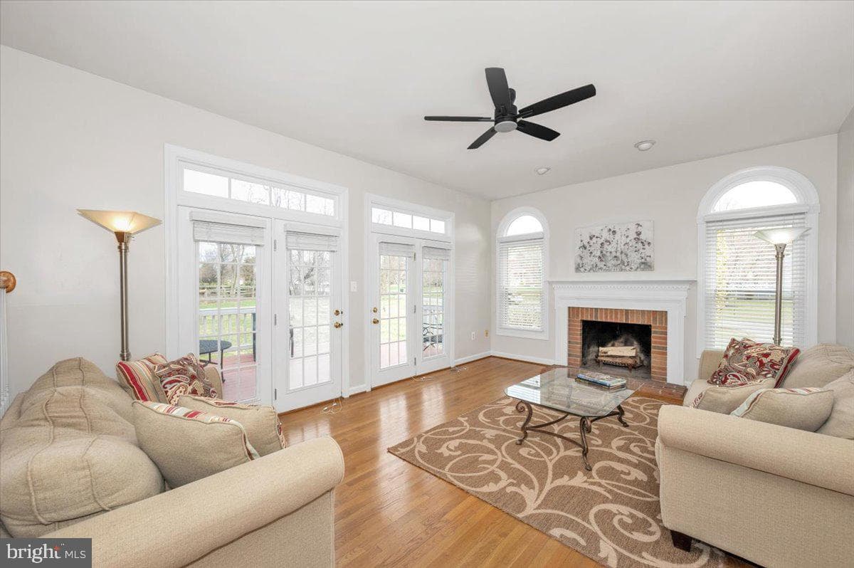 17900 Hickman Street photo 24