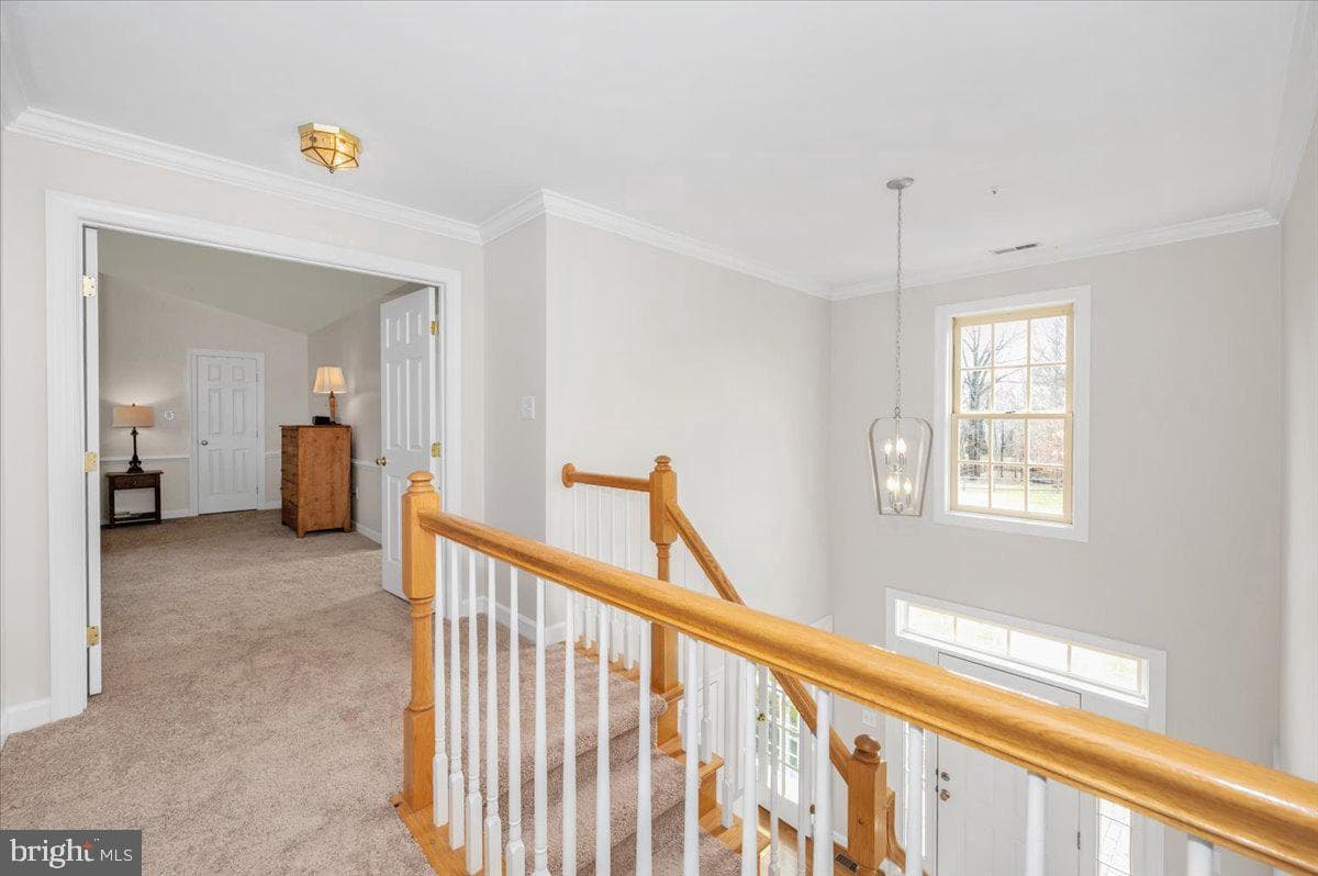 17900 Hickman Street photo 32