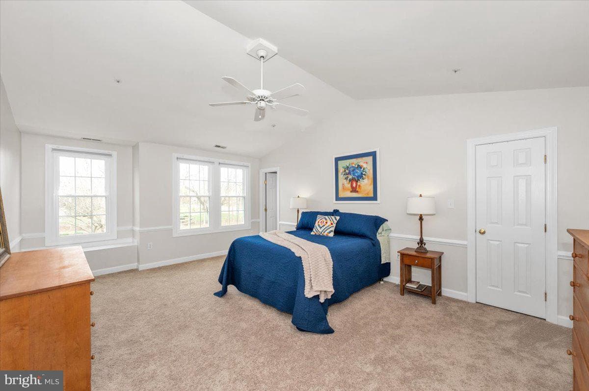 17900 Hickman Street photo 34