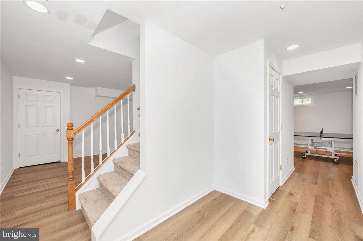 17900 Hickman Street photo 46