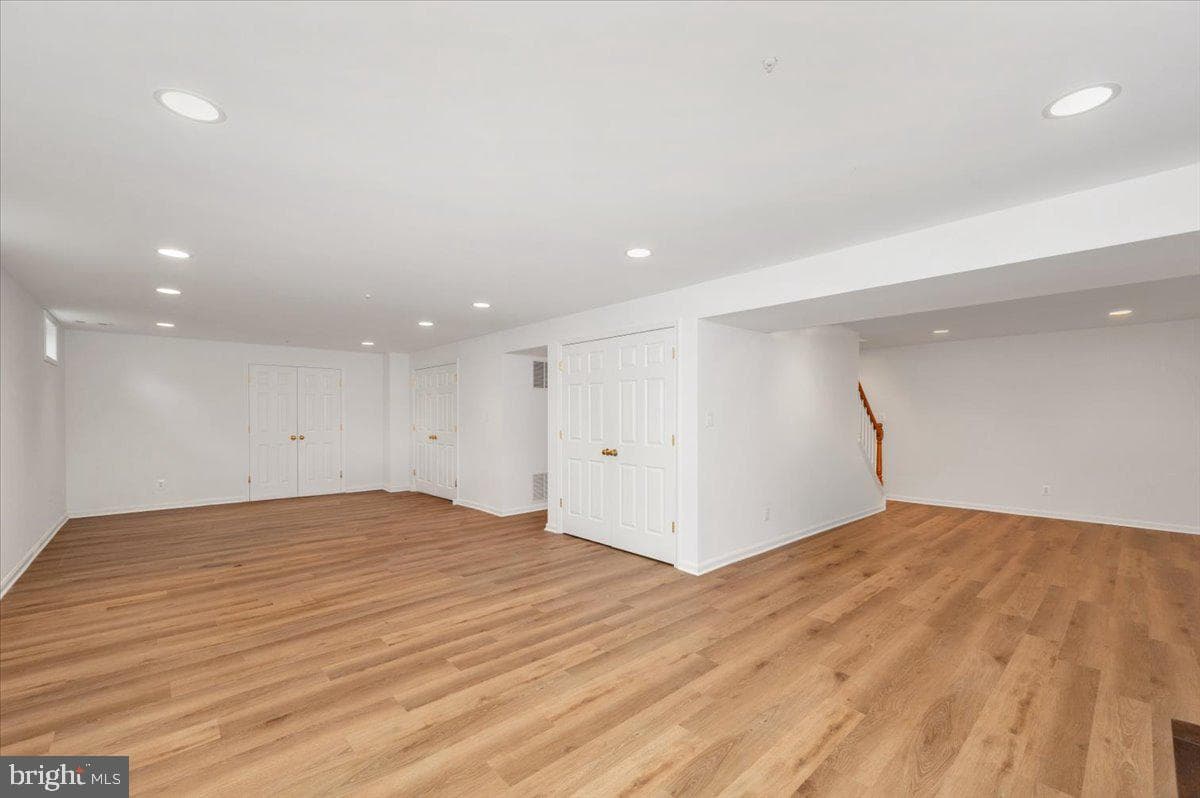17900 Hickman Street photo 49