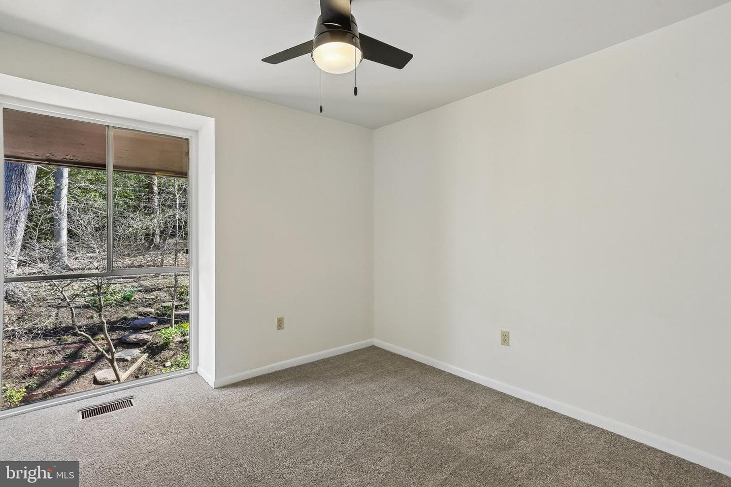 9211 Three Oaks Drive photo 35