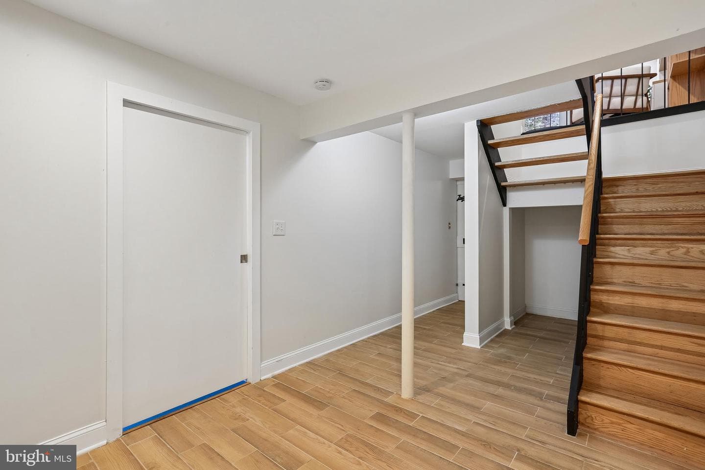 9211 Three Oaks Drive photo 41