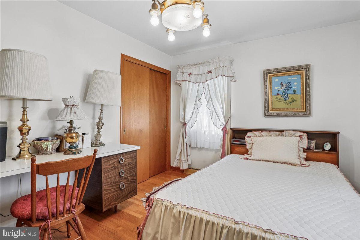 21909 Frederick Road photo 14