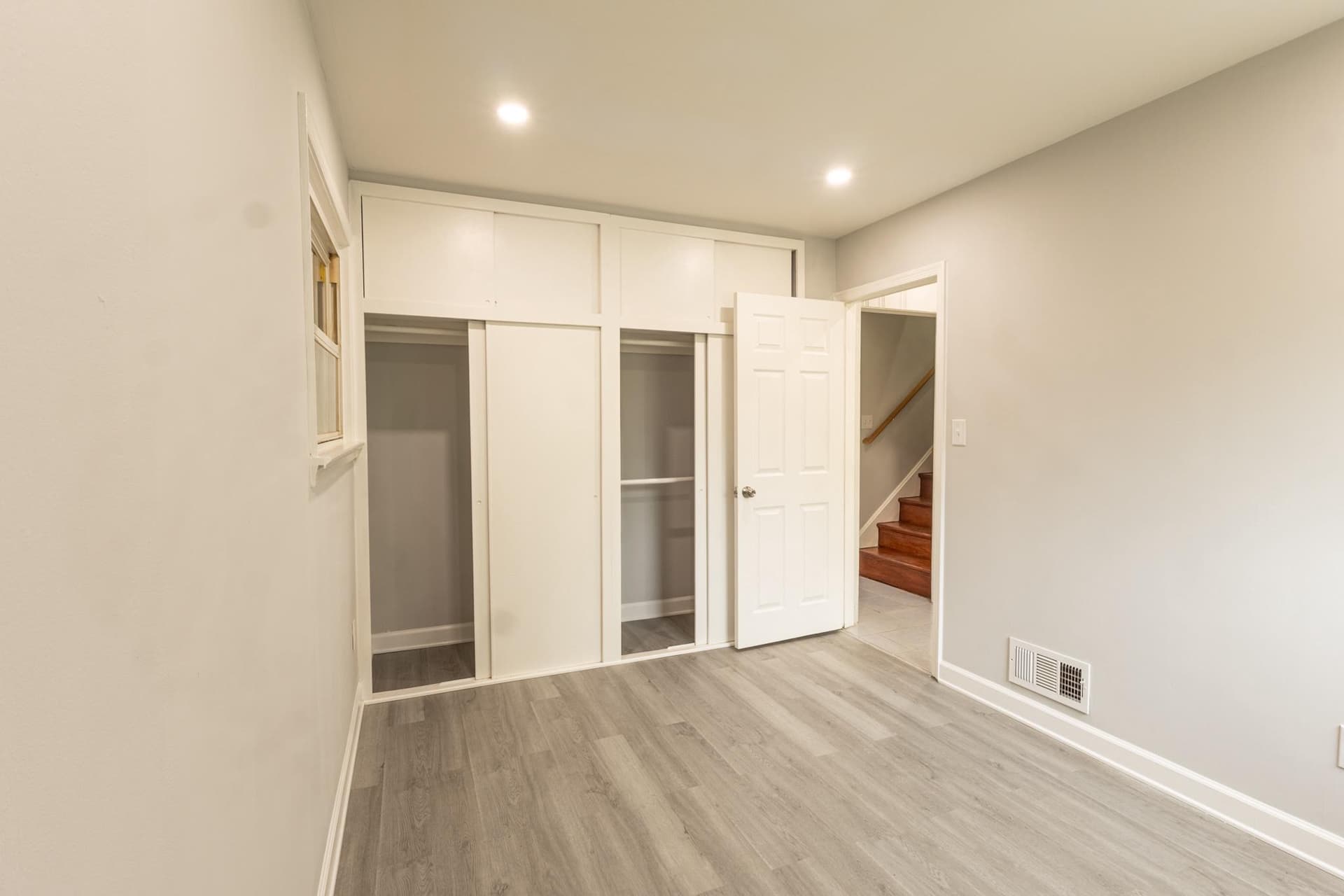 9907 Woodland Drive photo 35