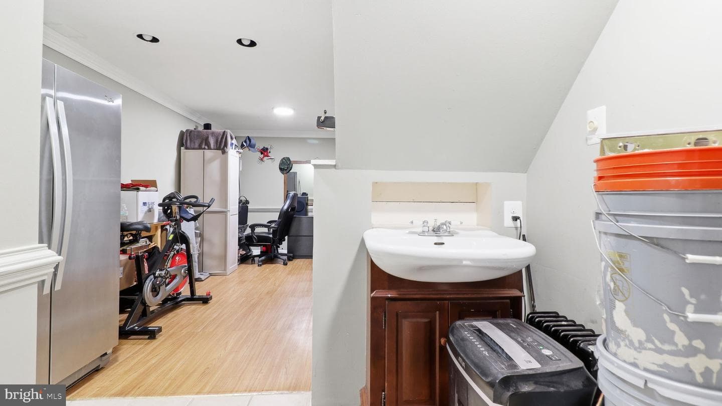 7418 Tarfside Lane photo 35