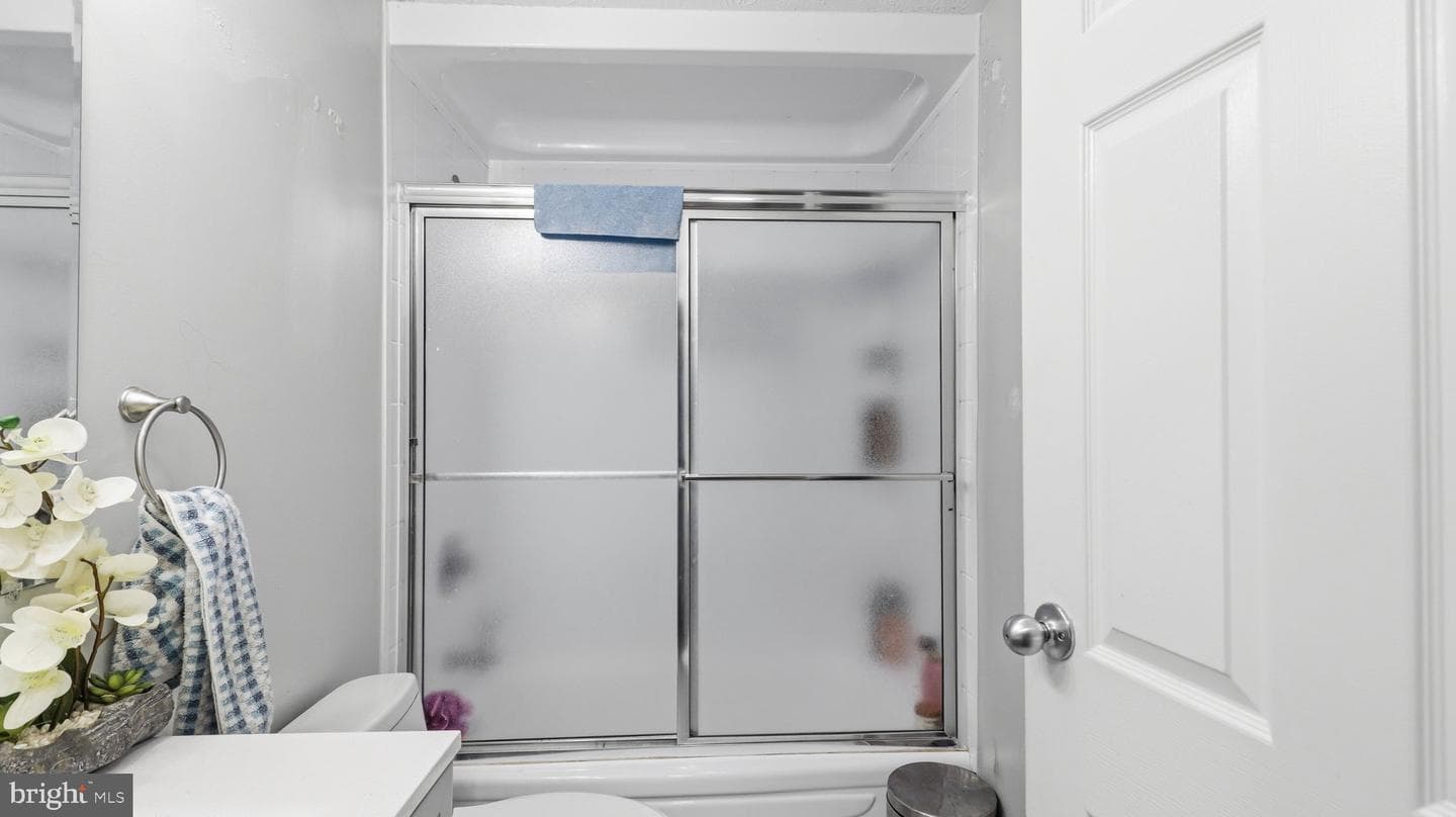 7418 Tarfside Lane photo 48