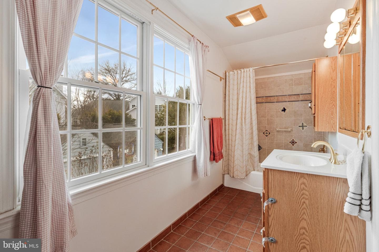 4614 Norwood Drive photo 25