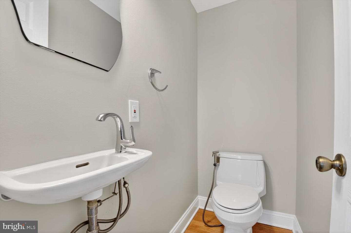 12 Parkside Road photo 24