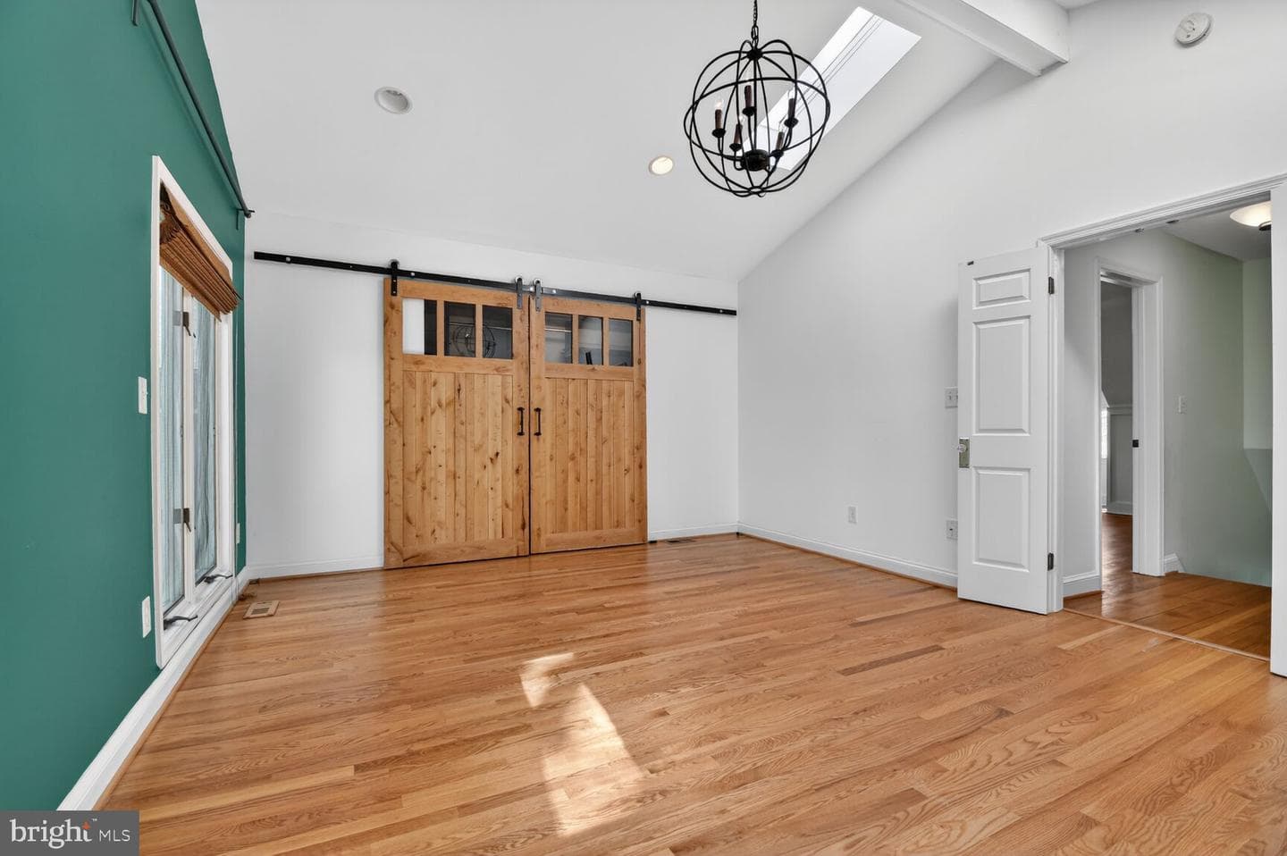 12 Parkside Road photo 33