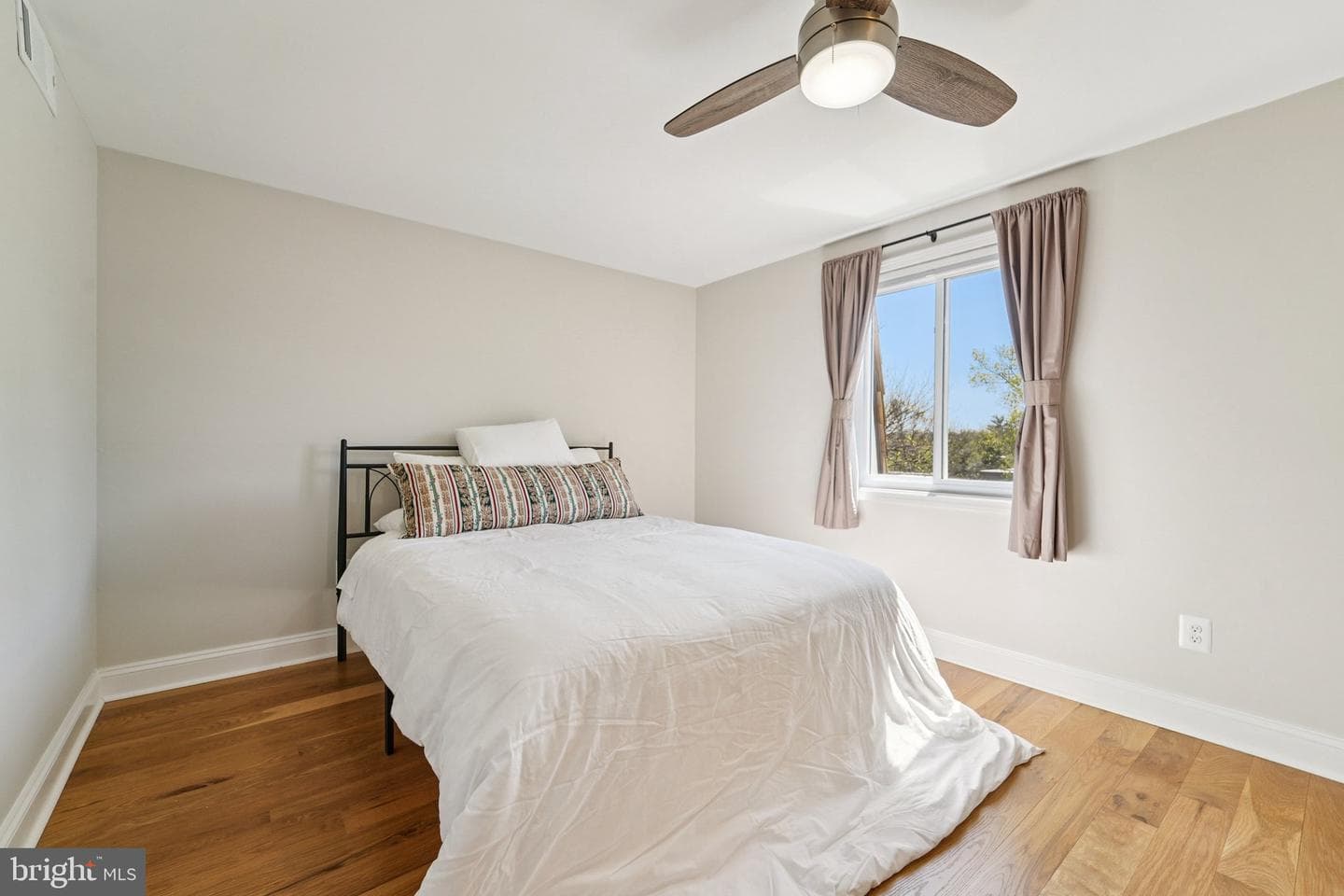 10449 Kardwright Court photo 18