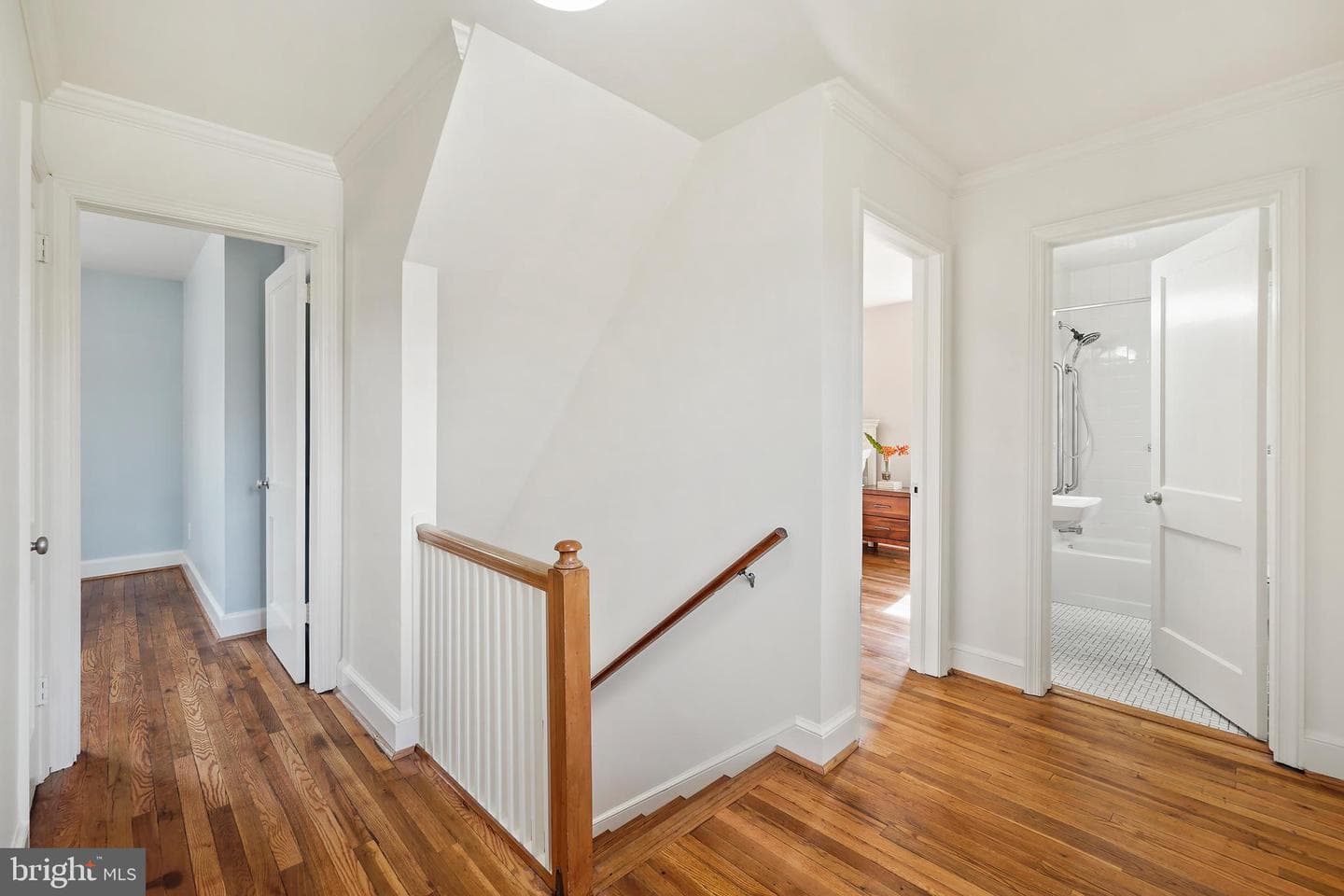 902 Jackson Avenue photo 13