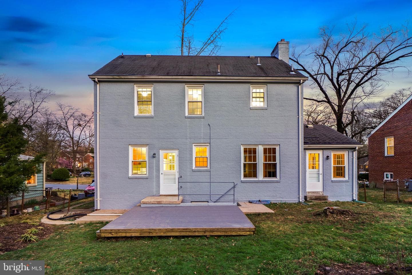 902 Jackson Avenue photo 34