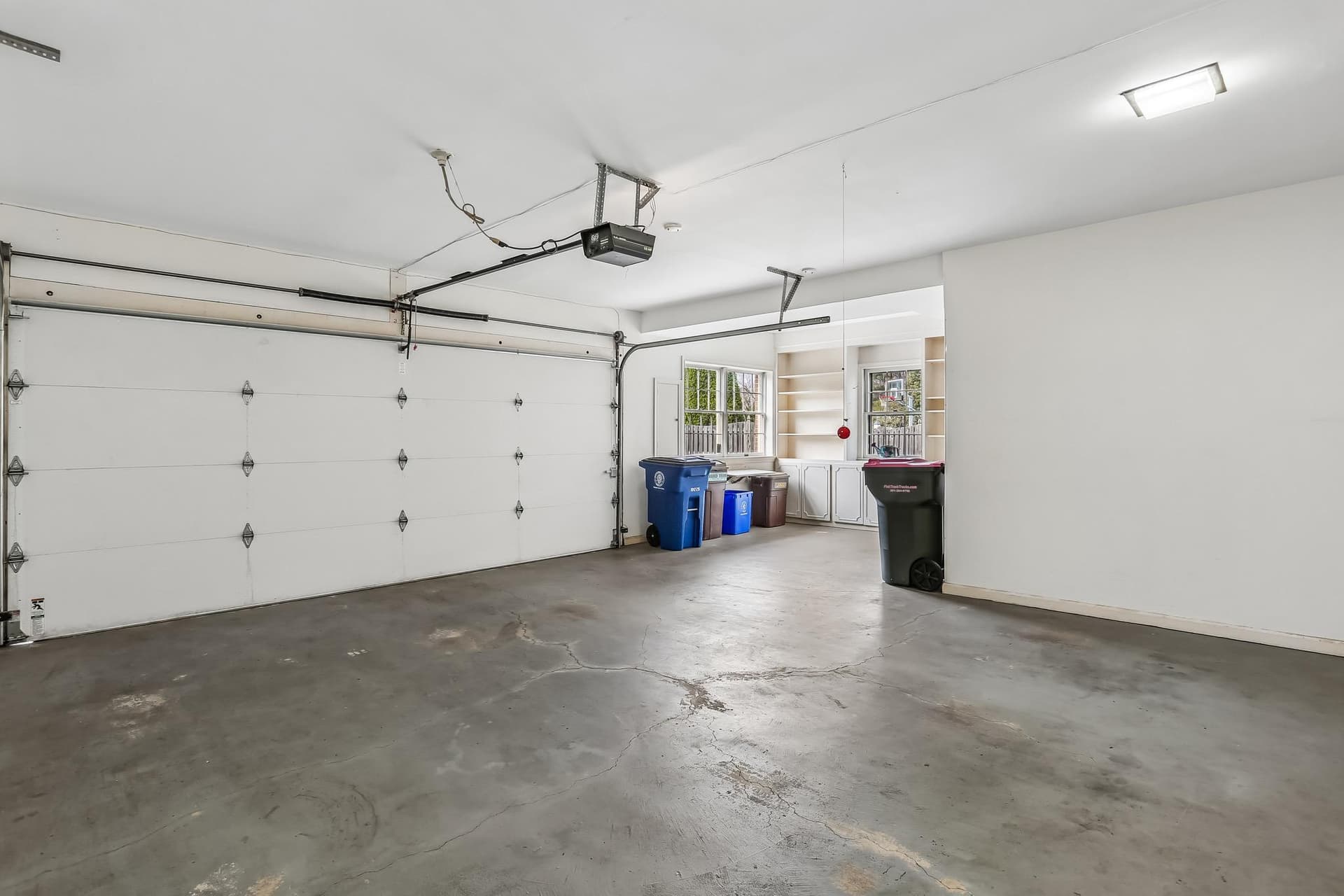 11001 Rosemont Drive photo 32