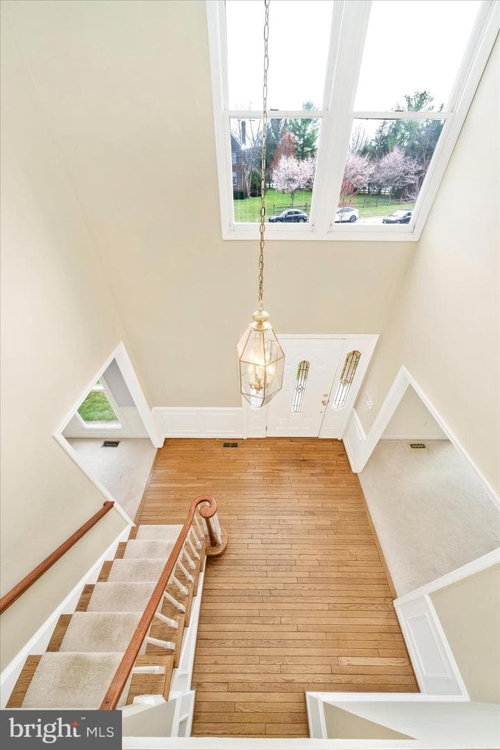 17004 Spates Hill Road photo 5